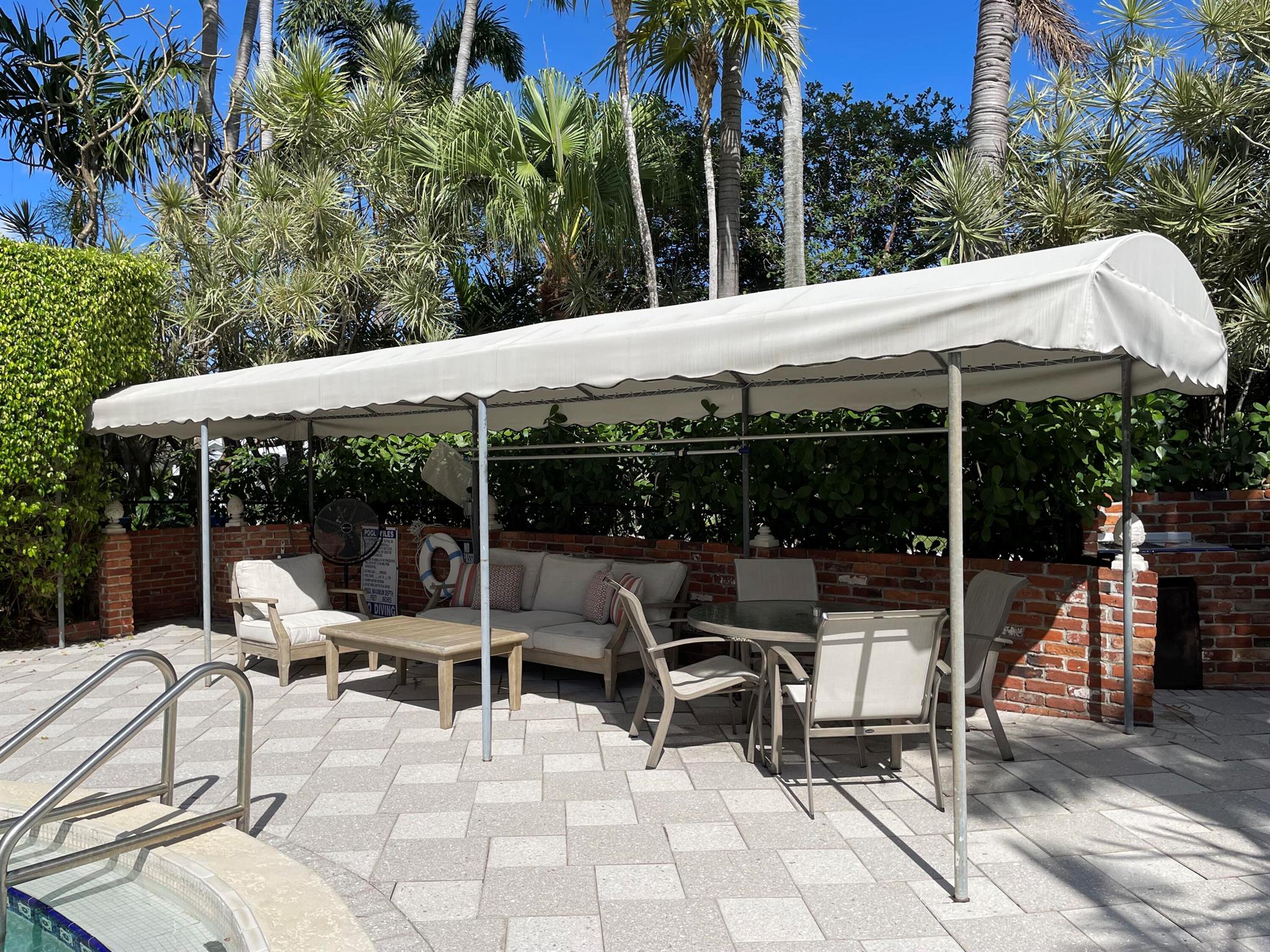 Coral Ridge - Commercial Sale