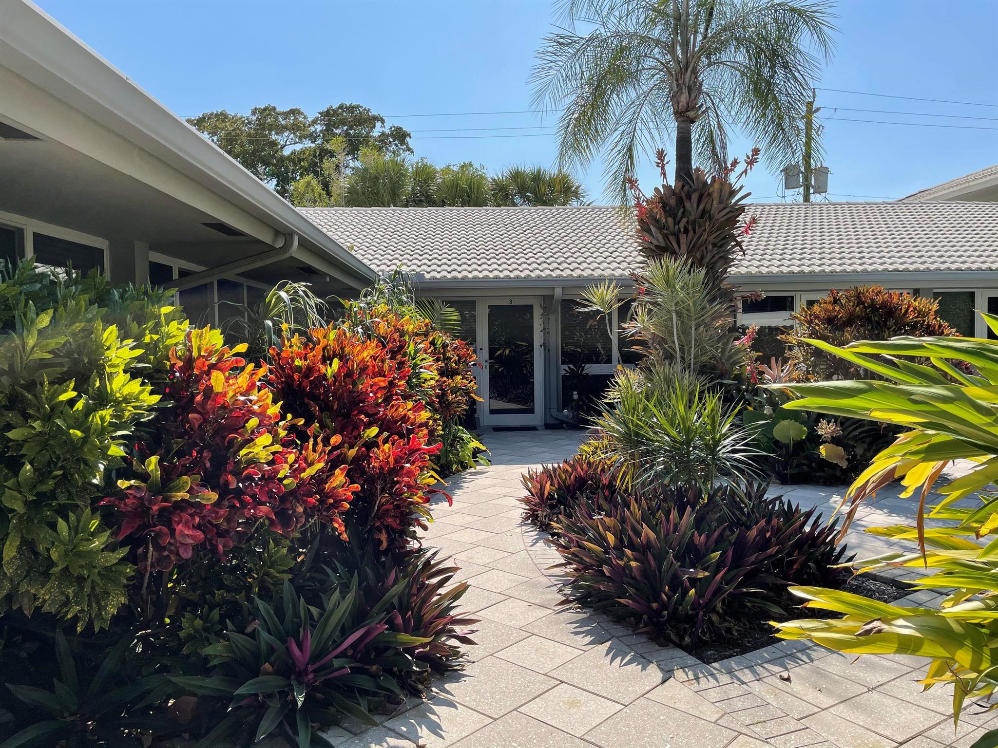 Coral Ridge - Commercial Sale