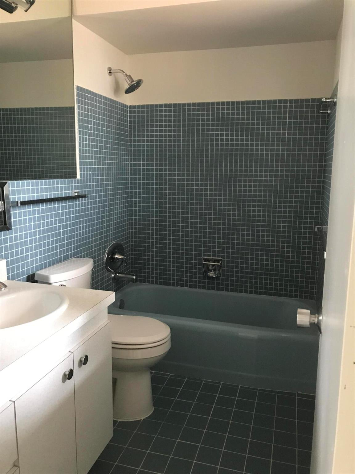 Coral Ridge - Commercial Sale