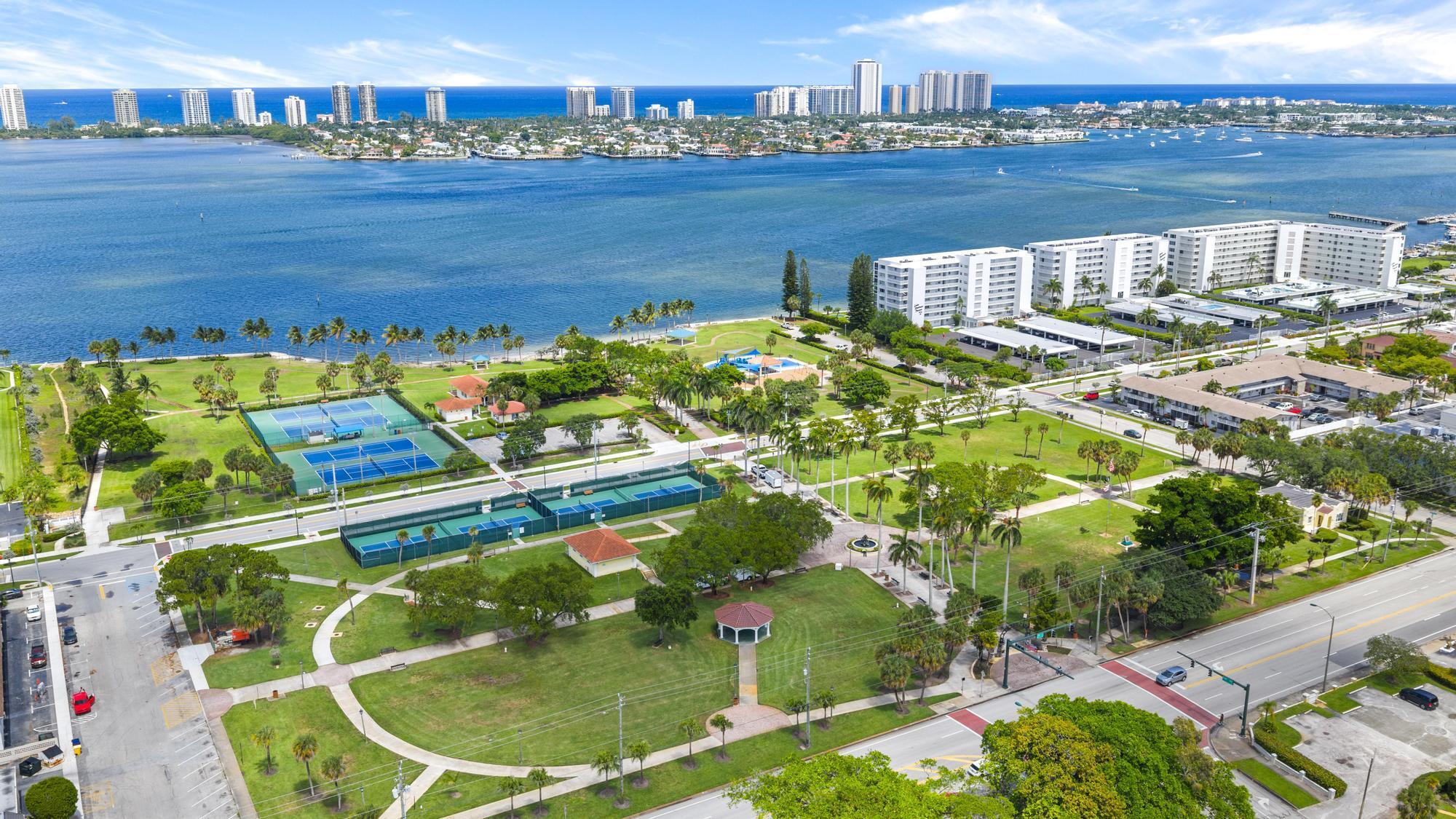 501 Lake Shore Drive 502