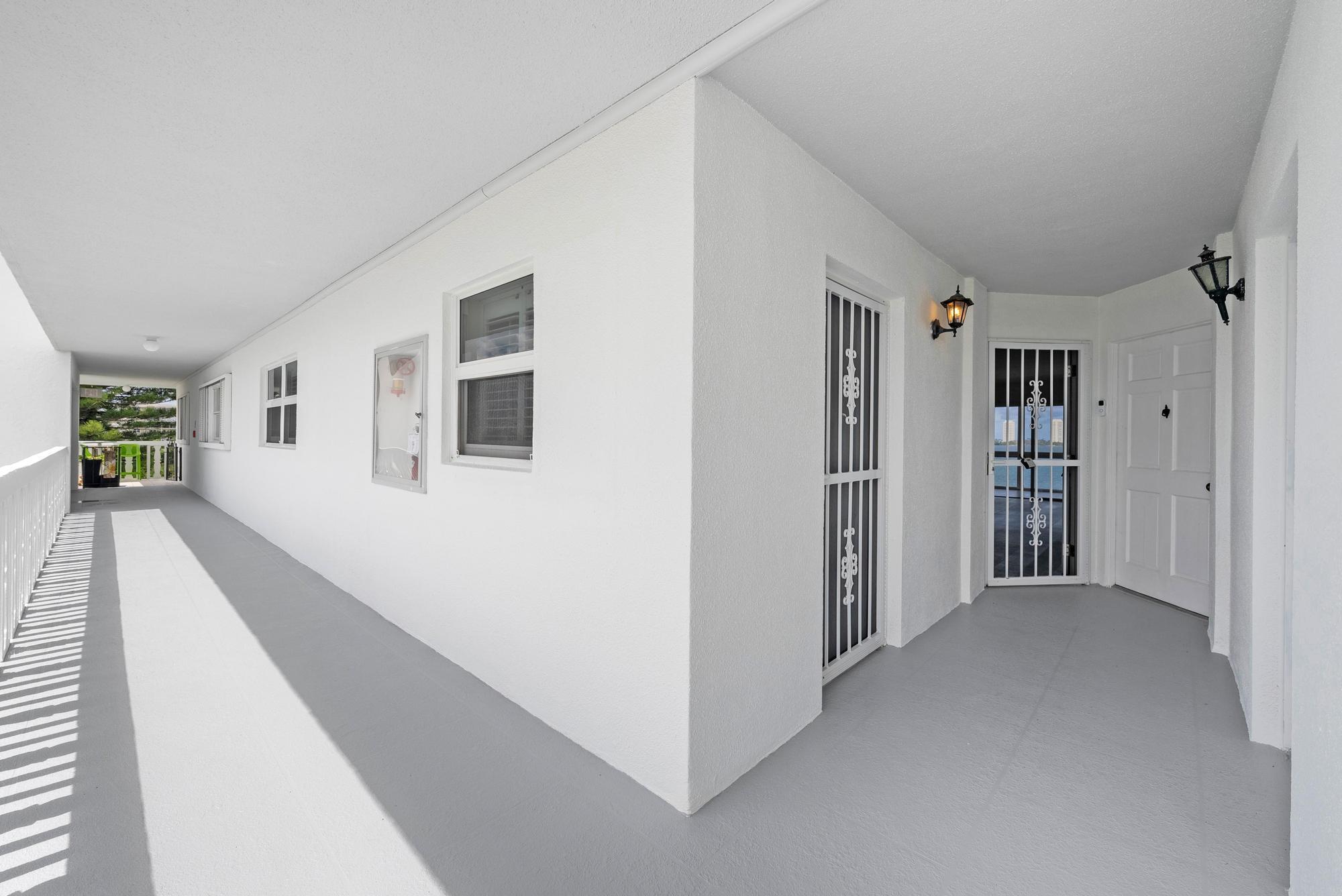 501 Lake Shore Drive 502