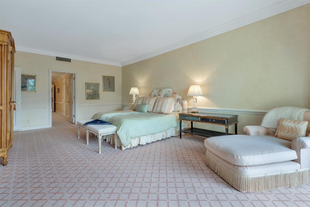 KIRKLAND HOUSE CONDO - Residential