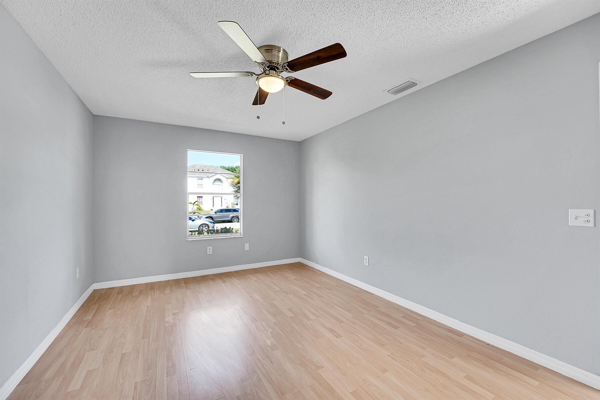 PORT ST LUCIE SECTION 18 - Residential