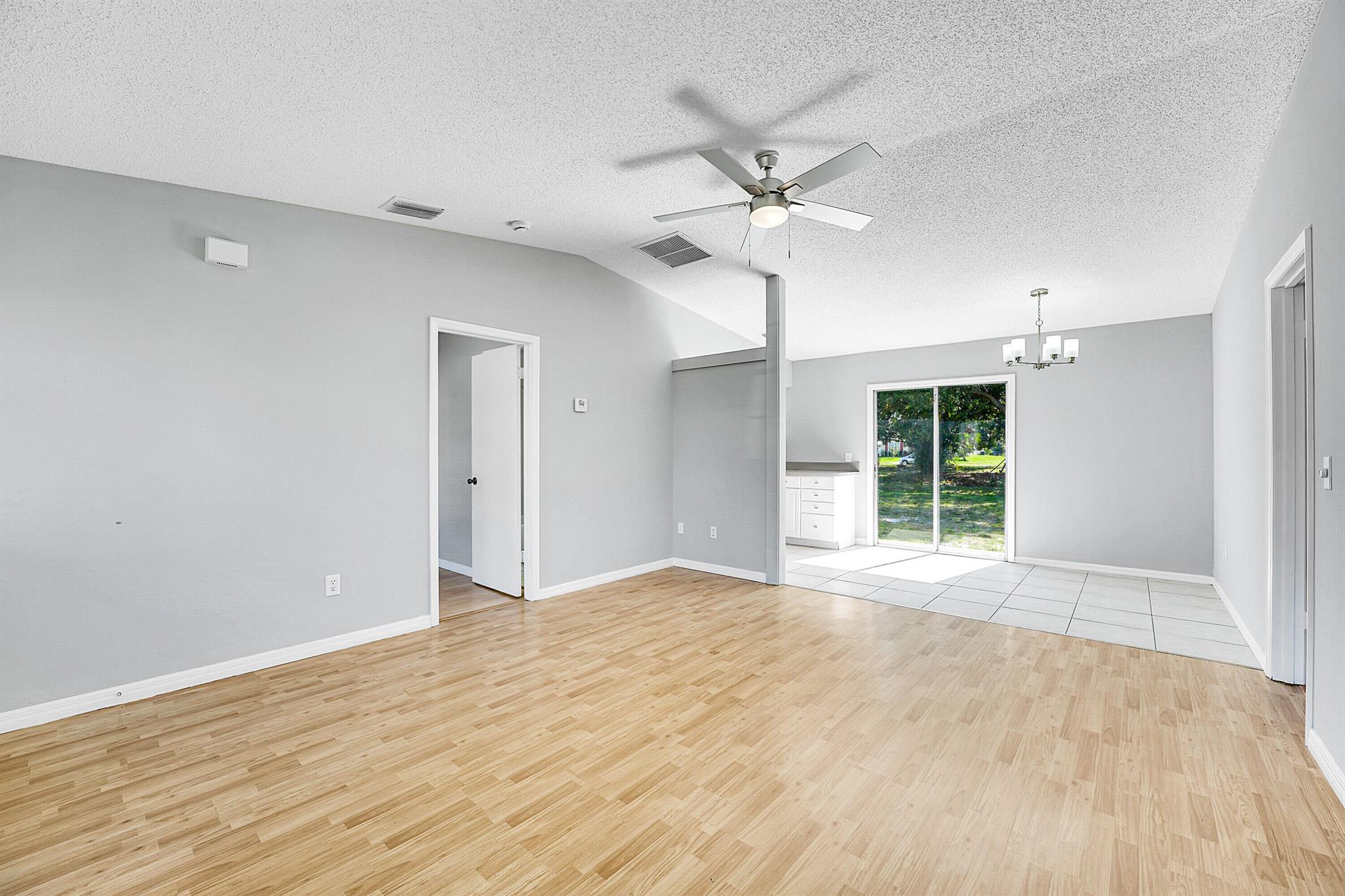 PORT ST LUCIE SECTION 18 - Residential