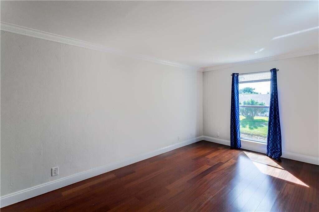 LAGO DEL REY CONDO - Residential Lease