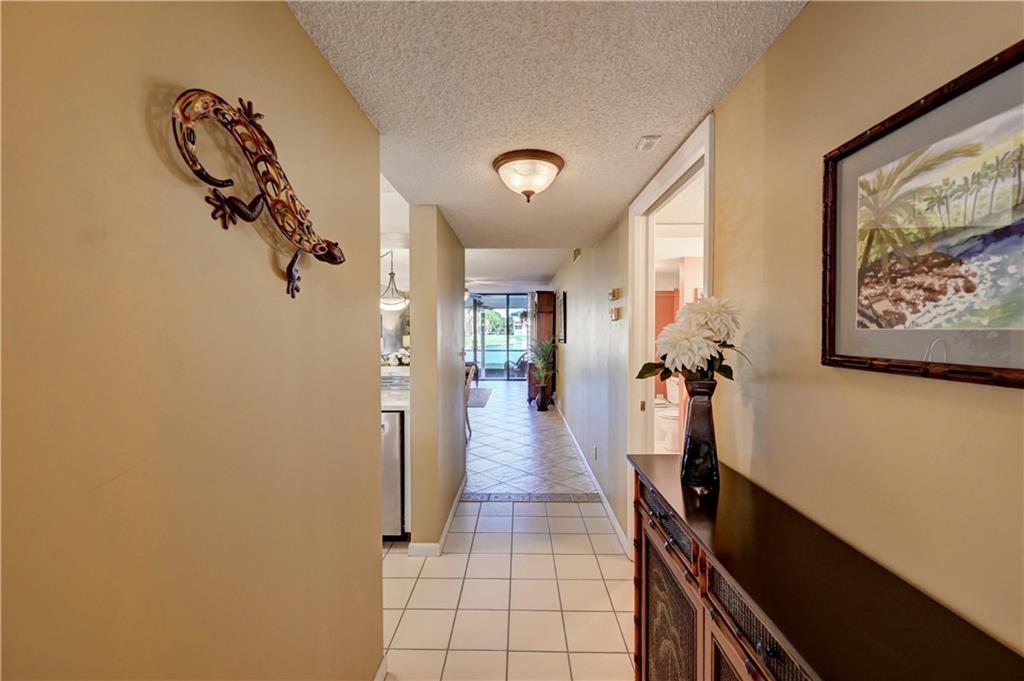 CORAL GATE XI CONDO - Residential