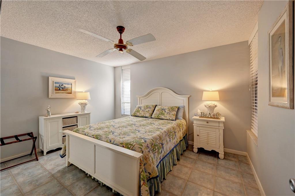 CORAL GATE XI CONDO - Residential