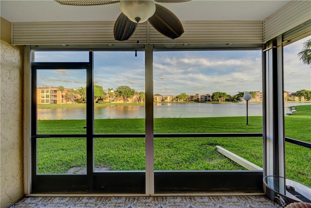 CORAL GATE XI CONDO - Residential