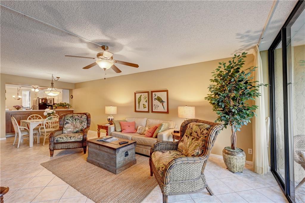 CORAL GATE XI CONDO - Residential