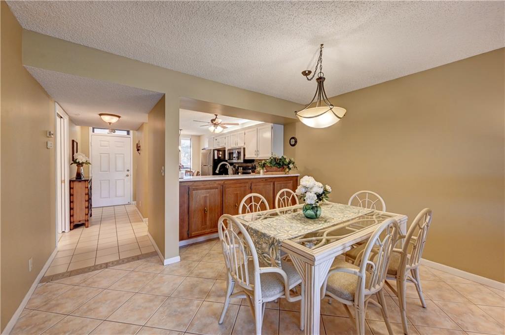 CORAL GATE XI CONDO - Residential