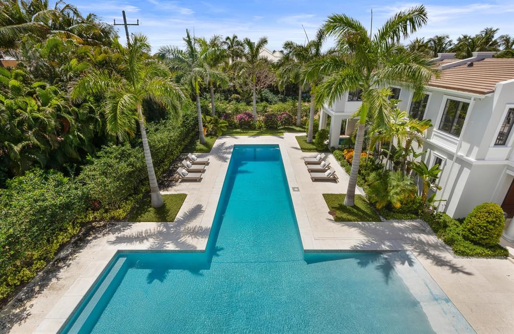 SEASPRAY ESTS DELRAY BCH - Residential