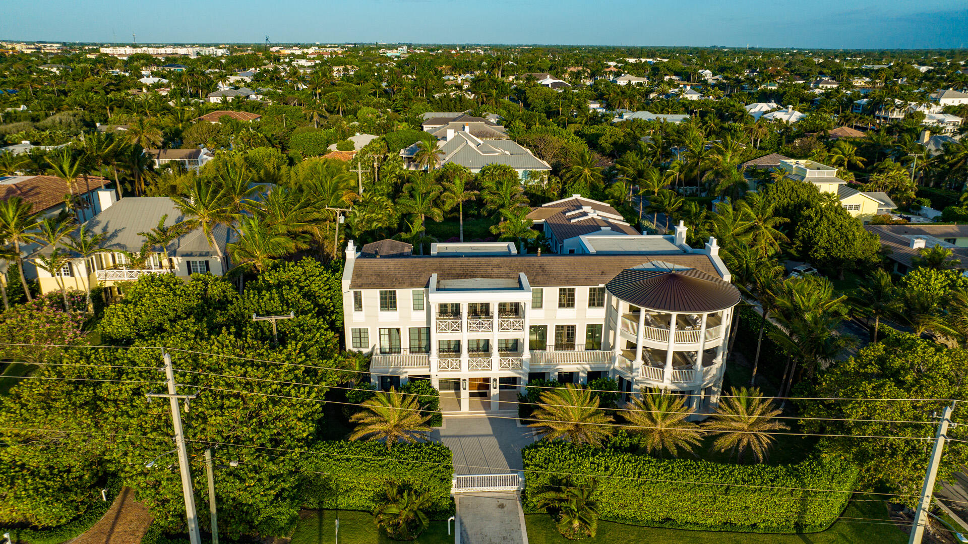 SEASPRAY ESTS DELRAY BCH - Residential