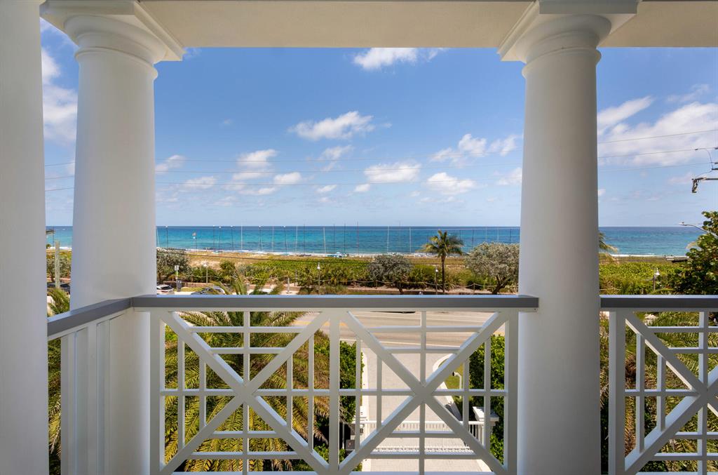 SEASPRAY ESTS DELRAY BCH - Residential