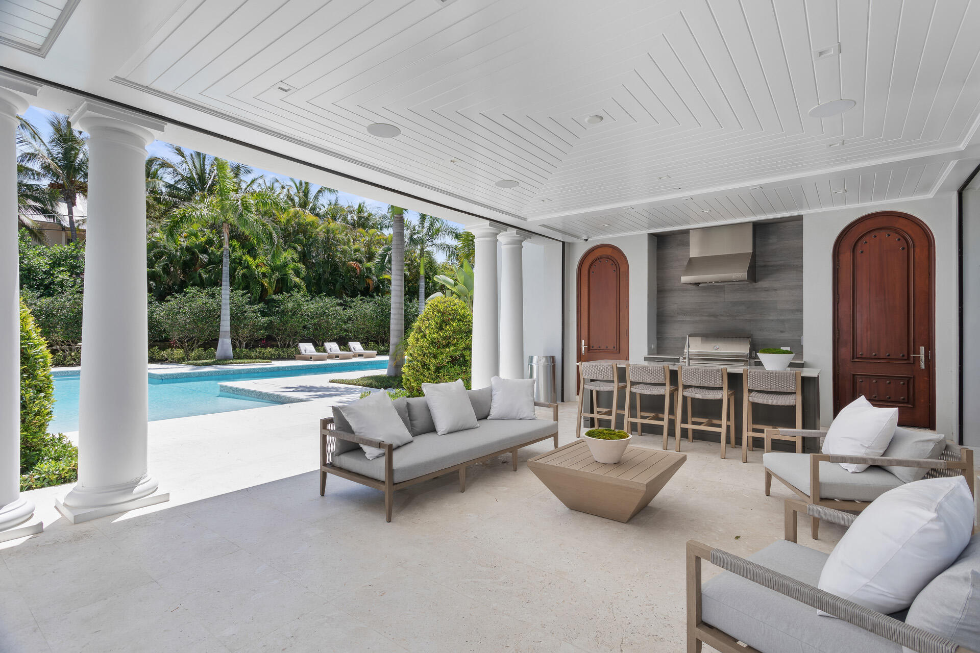 SEASPRAY ESTS DELRAY BCH - Residential