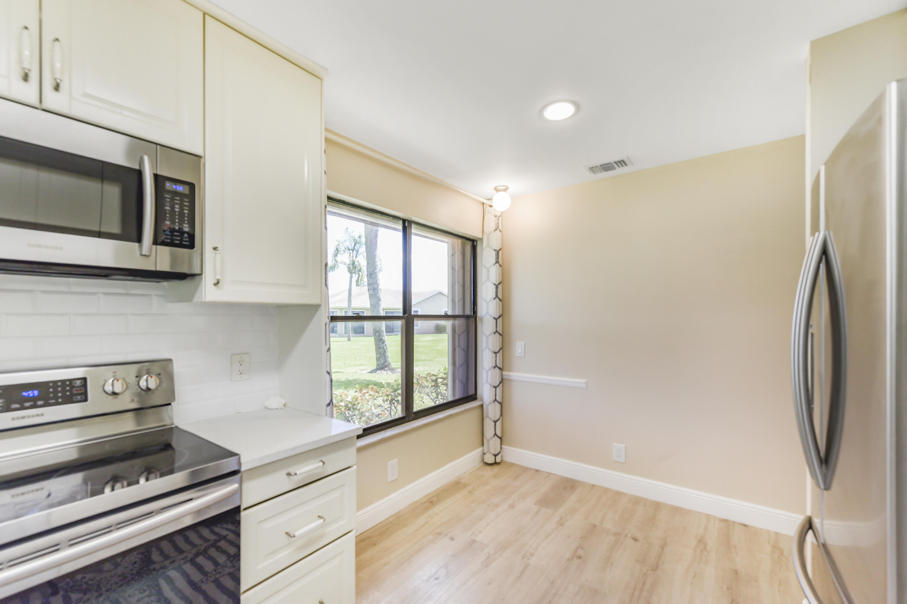 EASTPOINTE SUB 9 - Residential