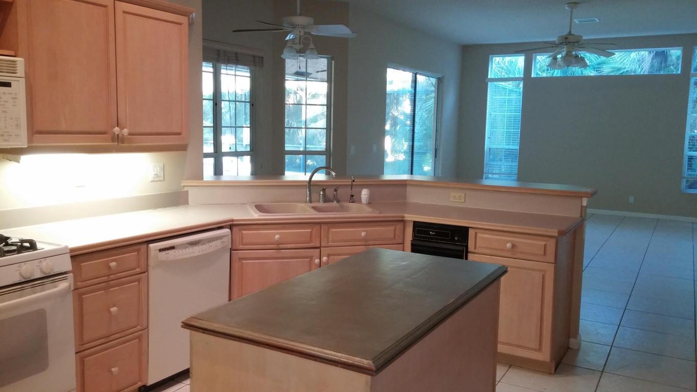 Palm Beach Country Estates - Residential