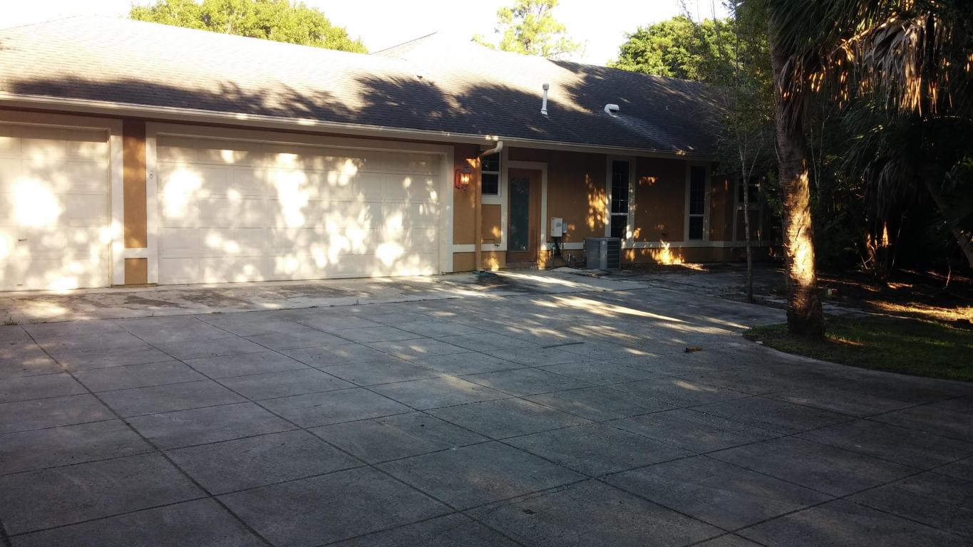 Palm Beach Country Estates - Residential