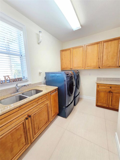 Tiny photo for 7107 Pinecreek Lane, Coconut Creek, FL 33073 (MLS # F10543206)