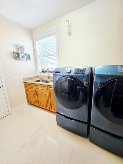 Tiny photo for 7107 Pinecreek Lane, Coconut Creek, FL 33073 (MLS # F10543206)