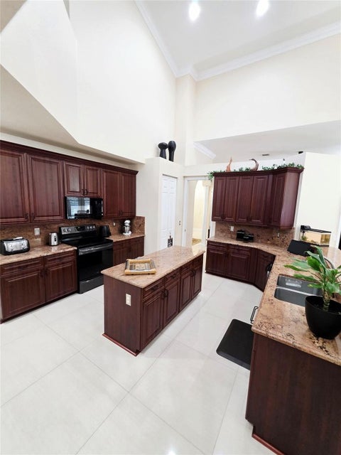 Tiny photo for 7107 Pinecreek Lane, Coconut Creek, FL 33073 (MLS # F10543206)