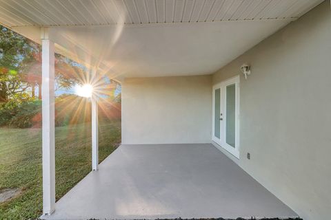 A home in Port St Lucie