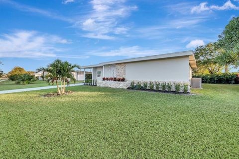 A home in Port St Lucie