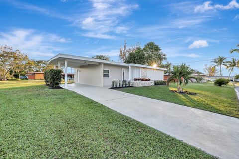 A home in Port St Lucie