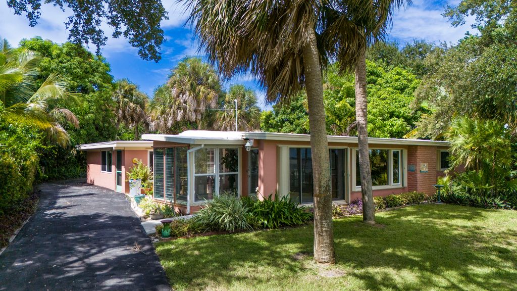 Photo of 3135 S Indian River Drive, Fort Pierce, FL 34982 (MLS # R11024751)