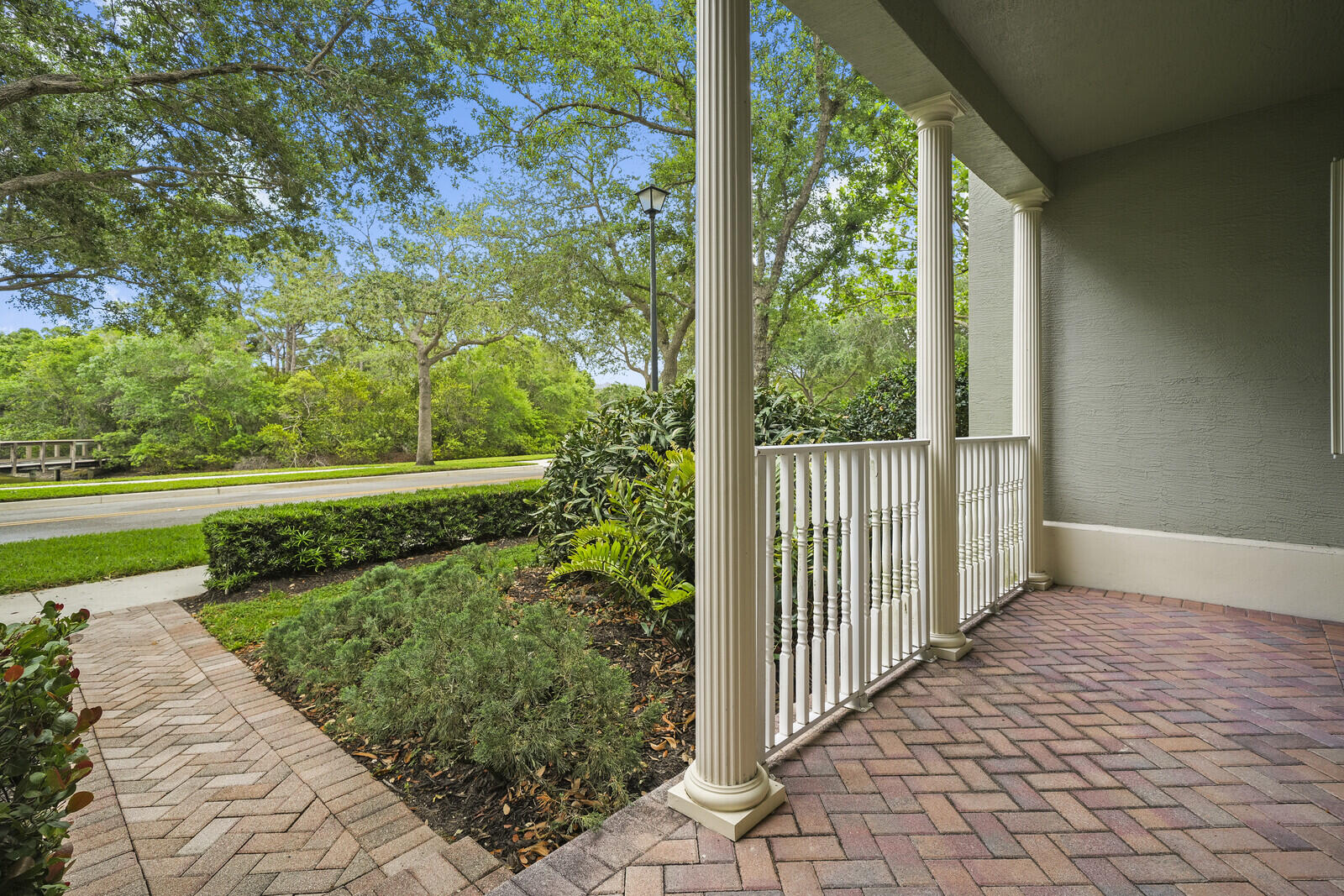 BOTANICA - Residential