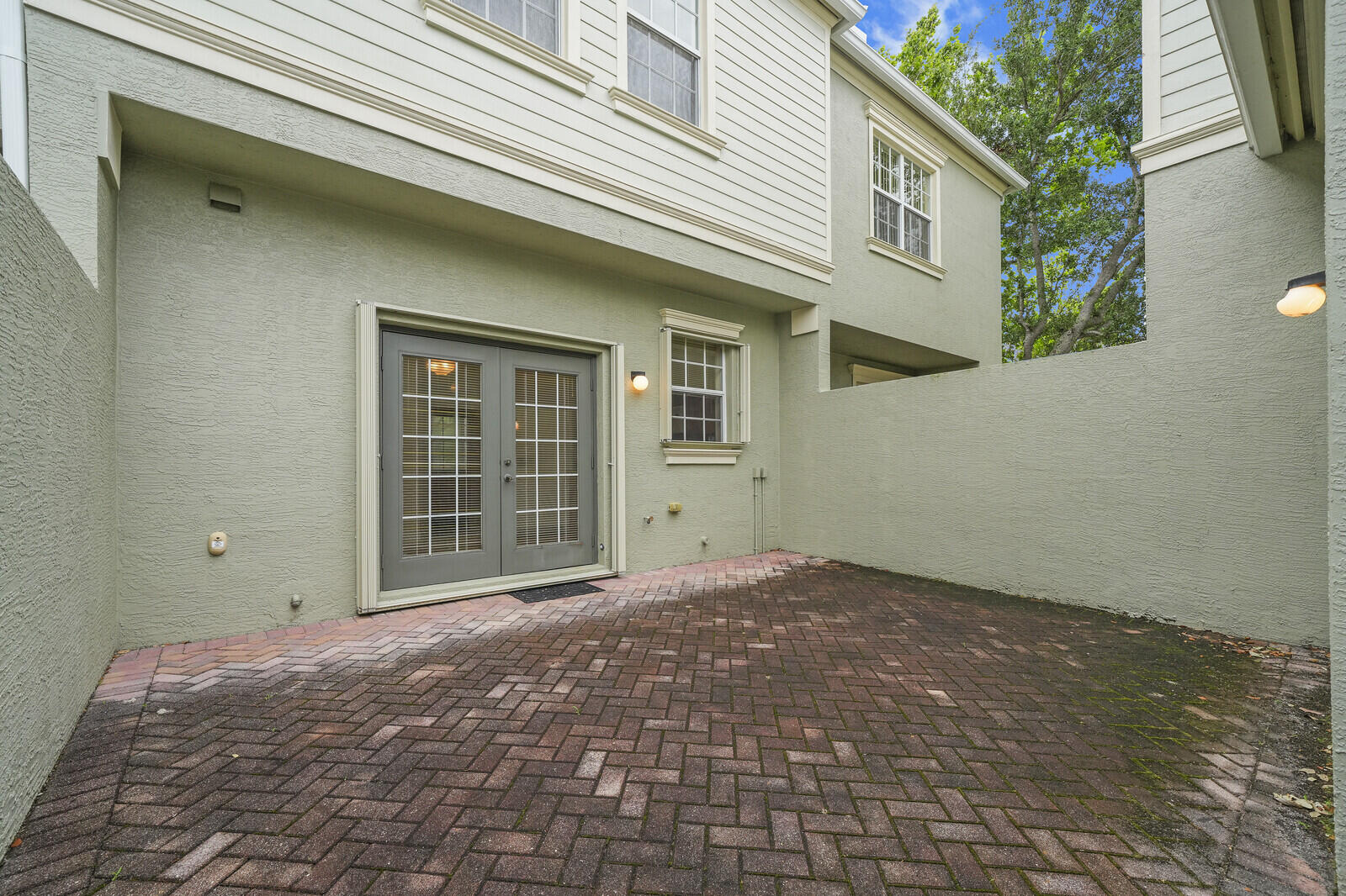 BOTANICA - Residential