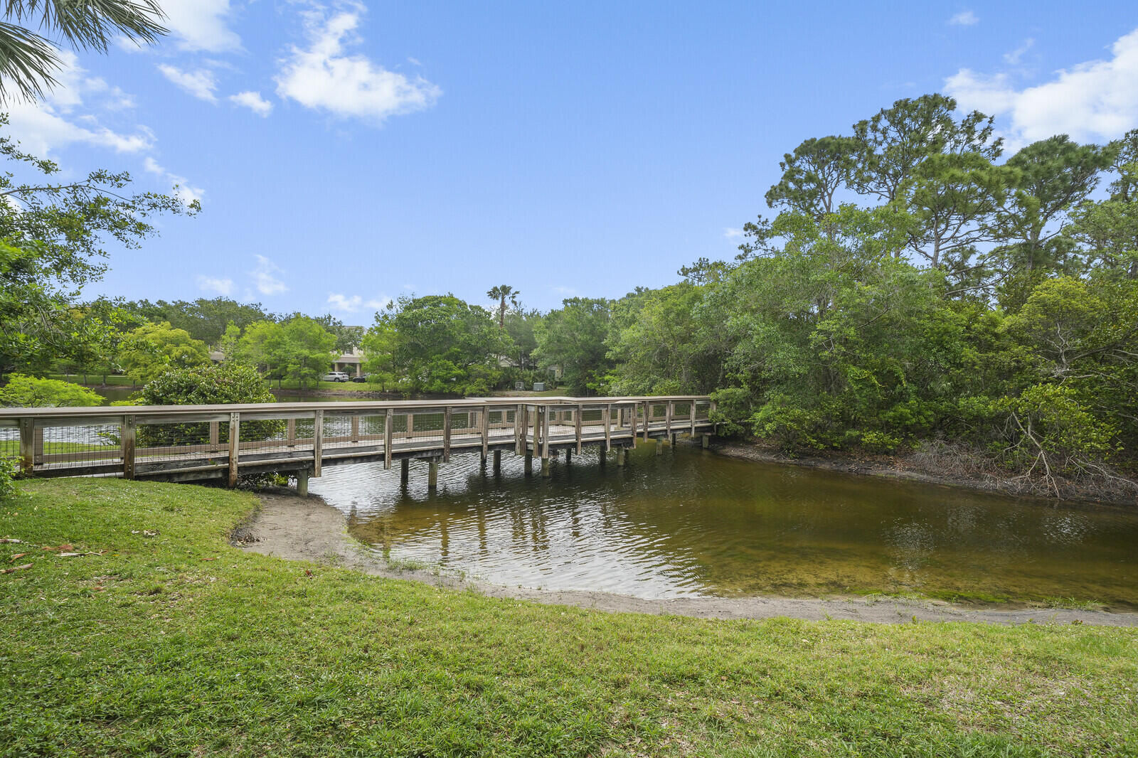 BOTANICA - Residential