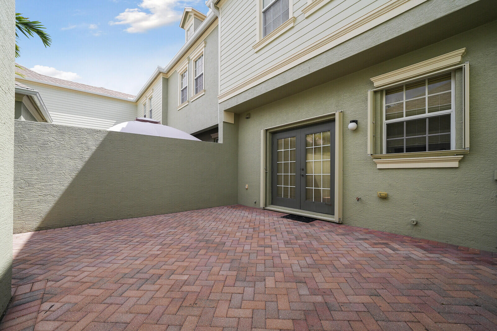 BOTANICA - Residential