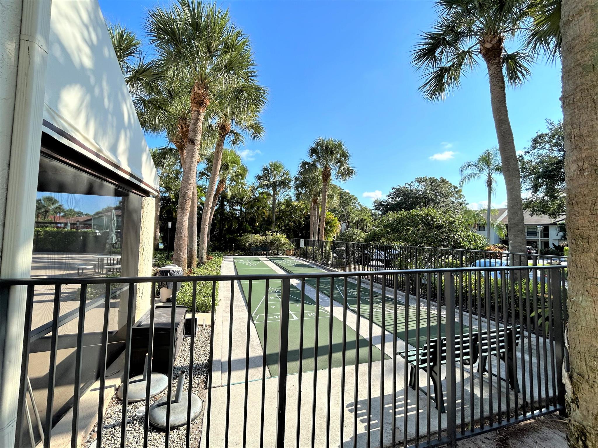 LUCERNE PARK CONDOS 1, 1A, 2 THRU 15 AND 23 THRU 2 - Residential Lease