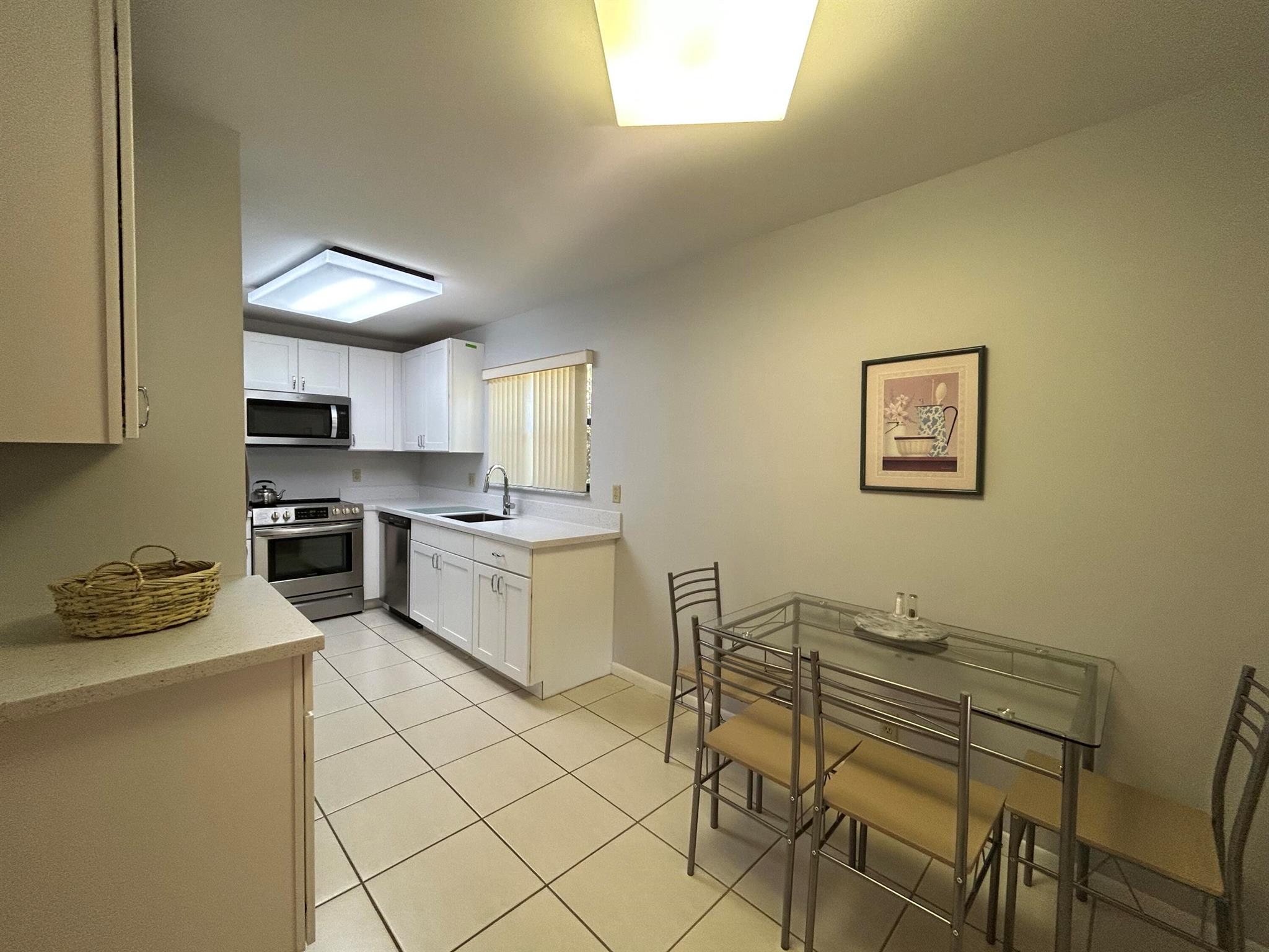 LUCERNE PARK CONDOS 1, 1A, 2 THRU 15 AND 23 THRU 2 - Residential Lease