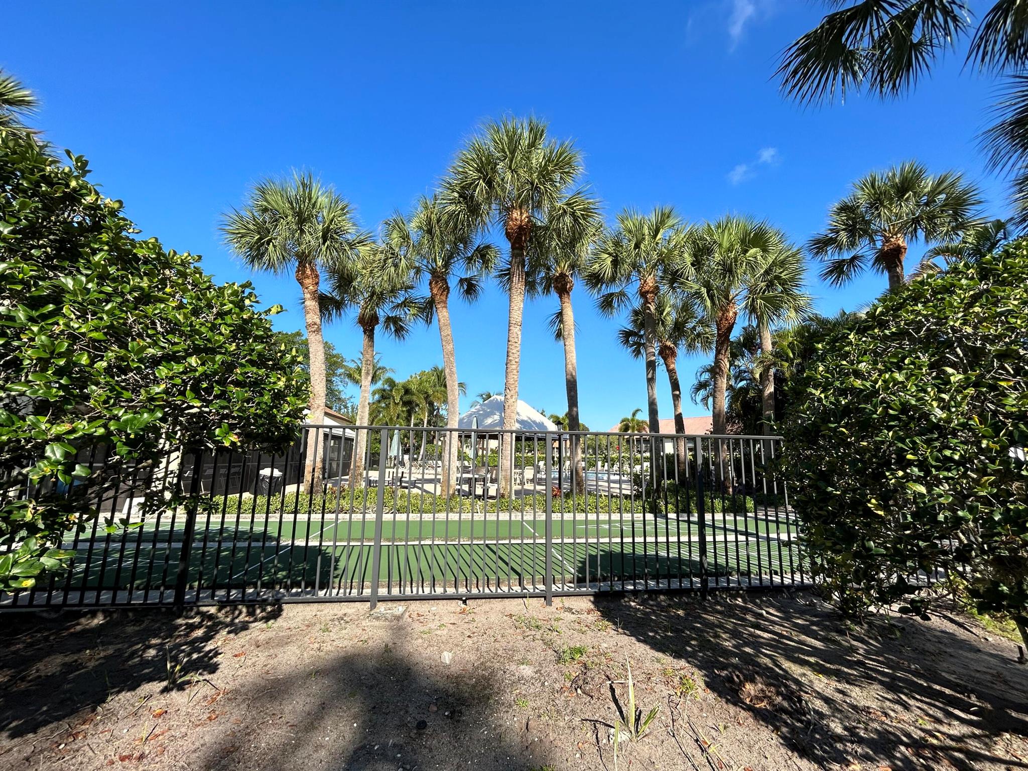 LUCERNE PARK CONDOS 1, 1A, 2 THRU 15 AND 23 THRU 2 - Residential Lease