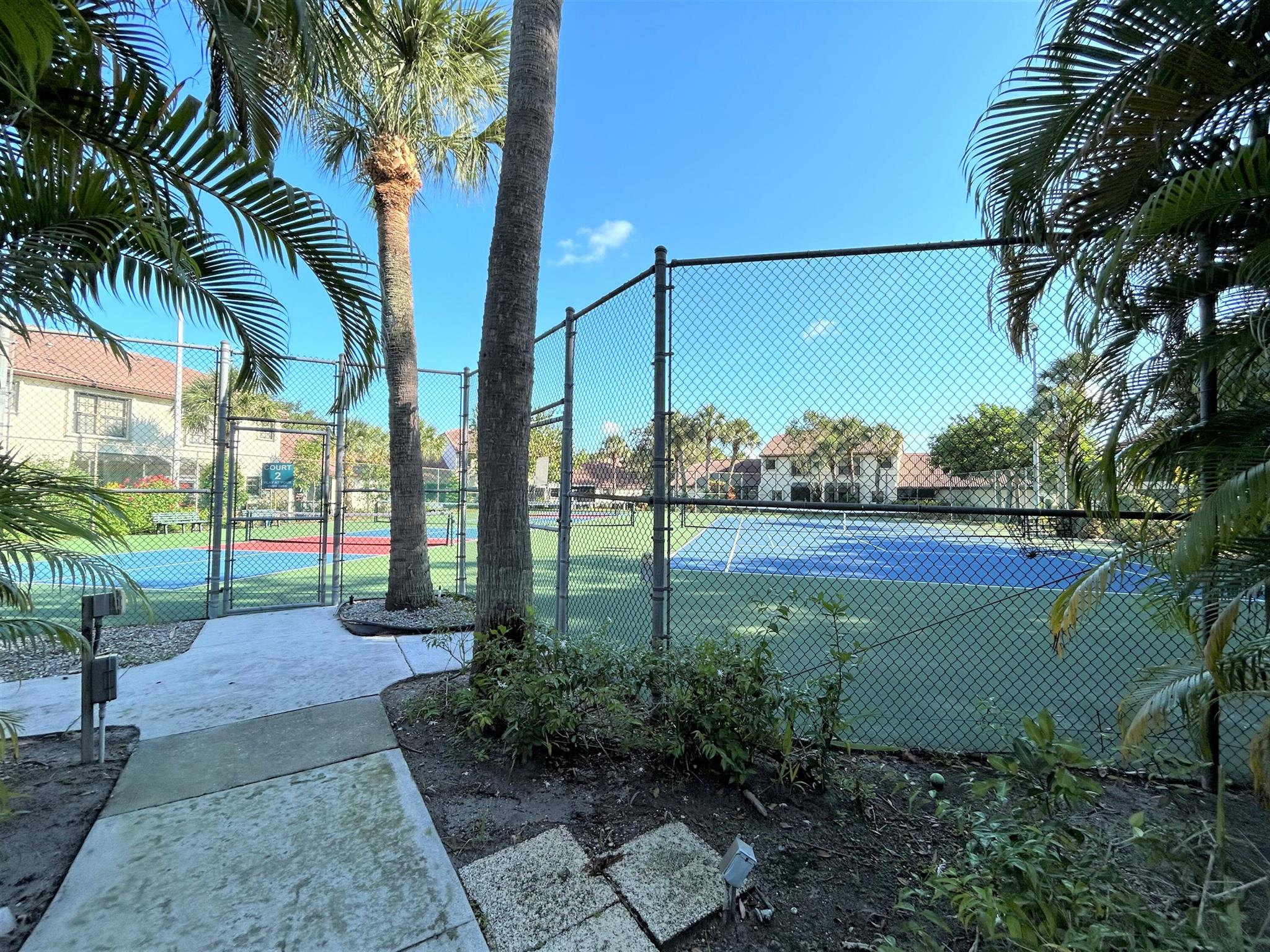 LUCERNE PARK CONDOS 1, 1A, 2 THRU 15 AND 23 THRU 2 - Residential Lease