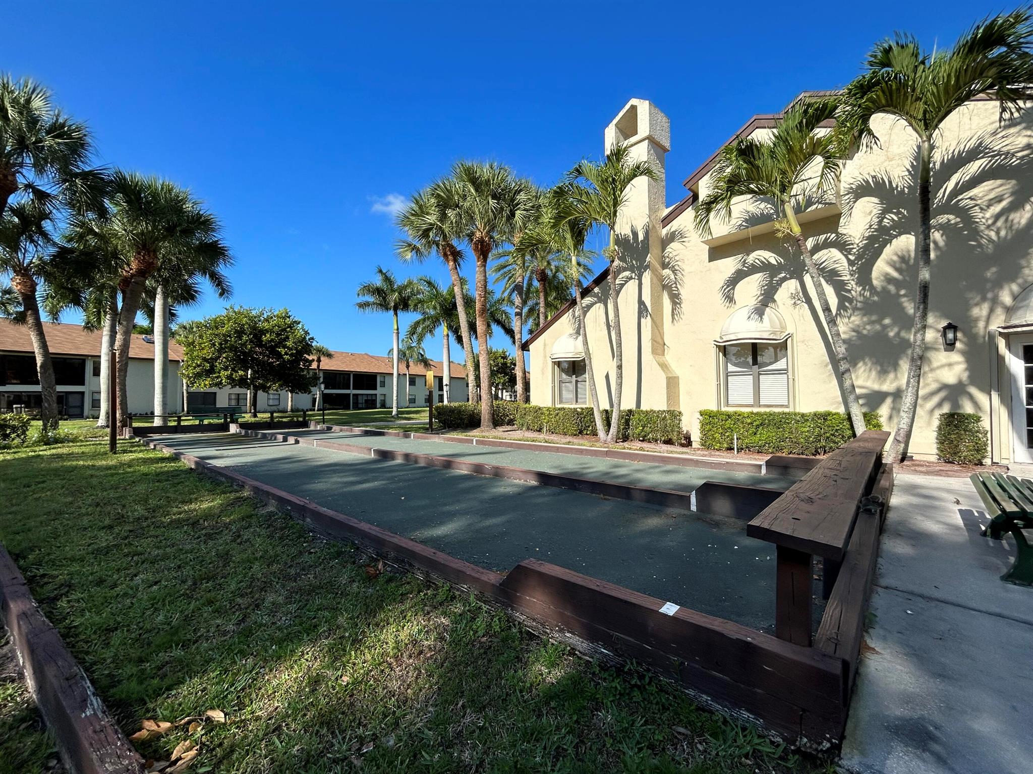 LUCERNE PARK CONDOS 1, 1A, 2 THRU 15 AND 23 THRU 2 - Residential Lease