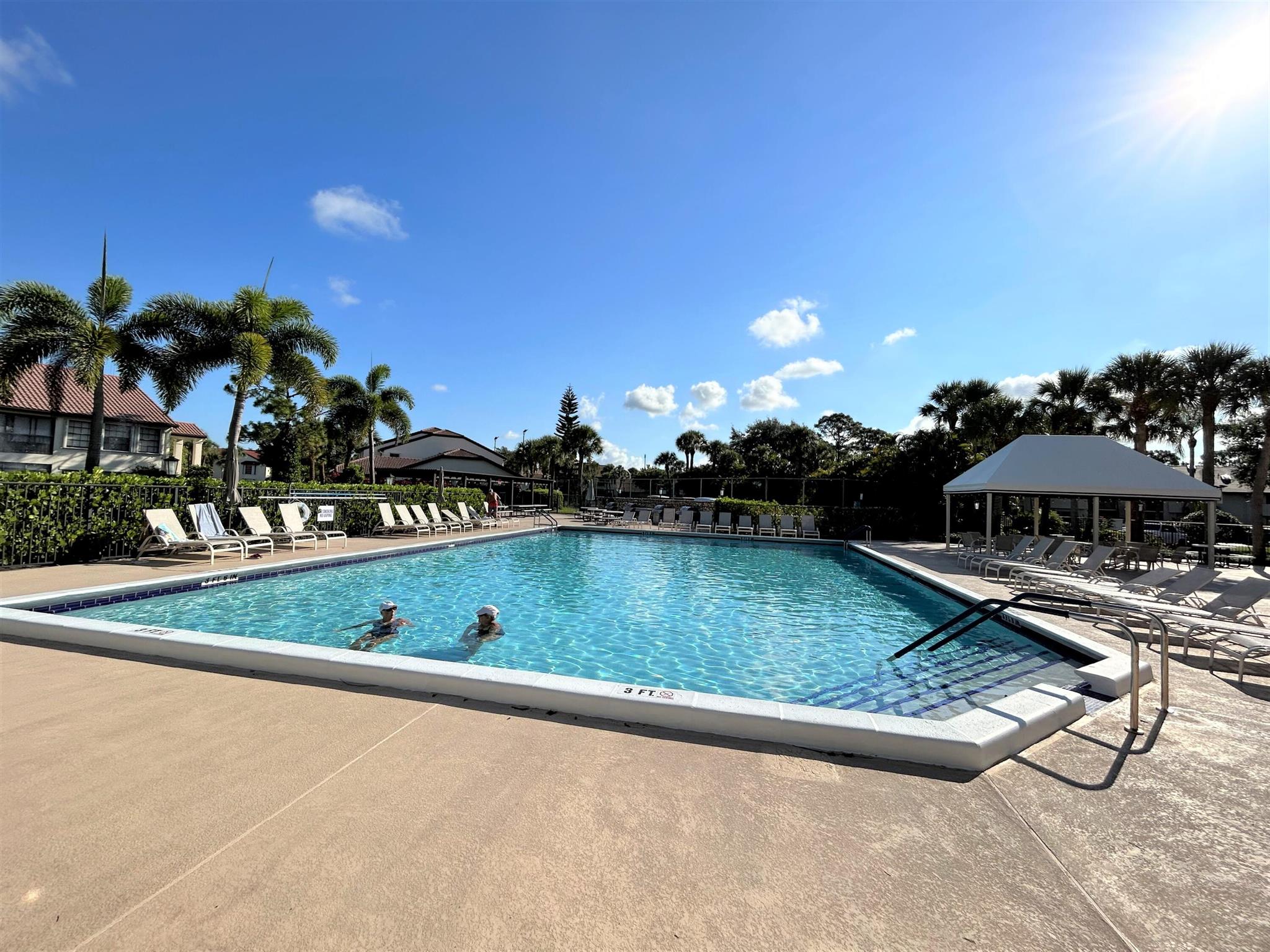 LUCERNE PARK CONDOS 1, 1A, 2 THRU 15 AND 23 THRU 2 - Residential Lease