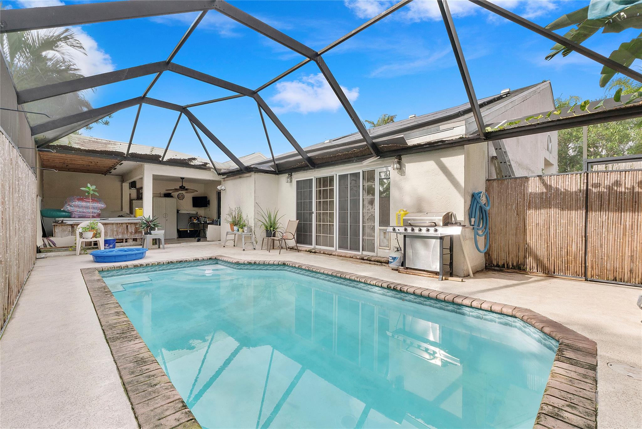 TRENDS AT BOCA RATON UNIT - Residential