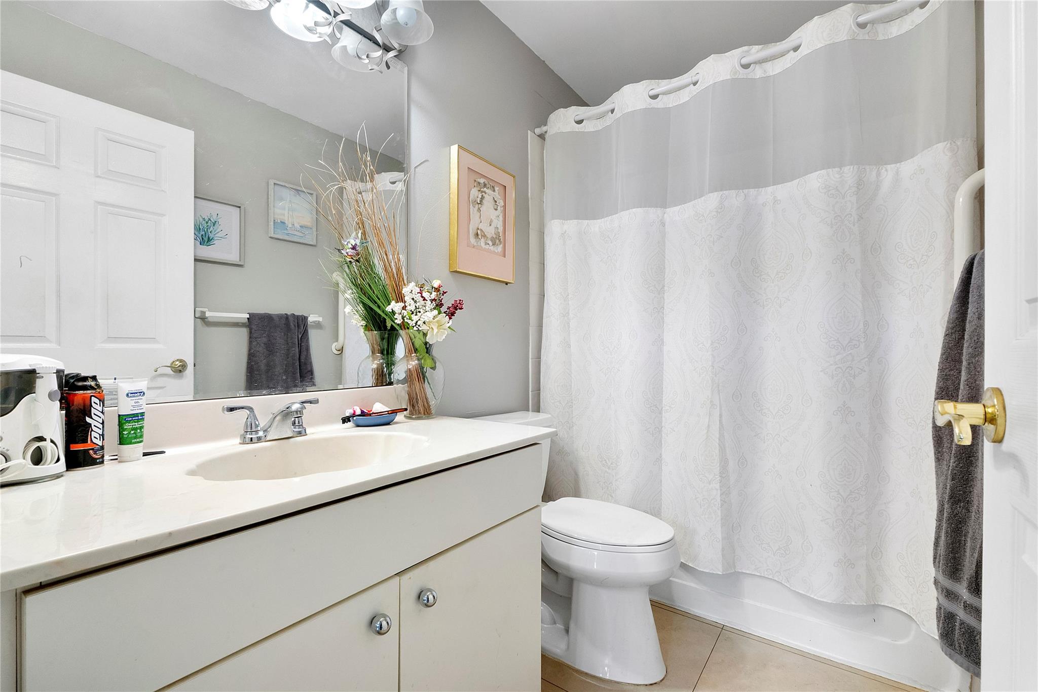 TRENDS AT BOCA RATON UNIT - Residential