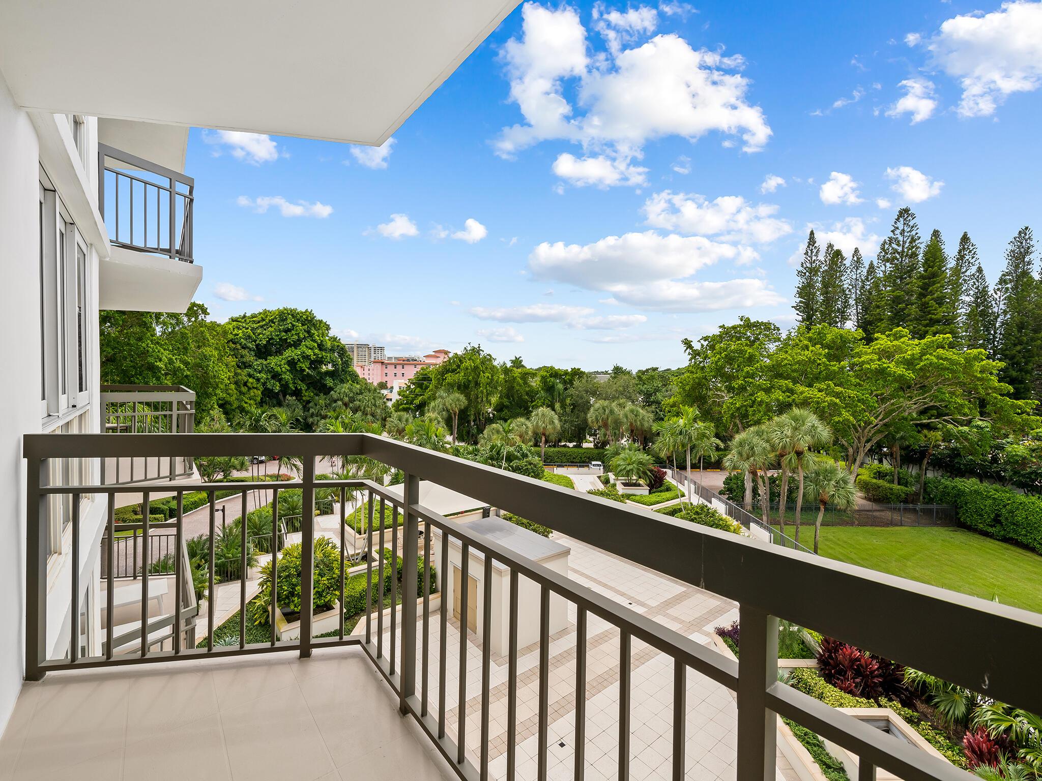 CARLTON CONDO - Residential