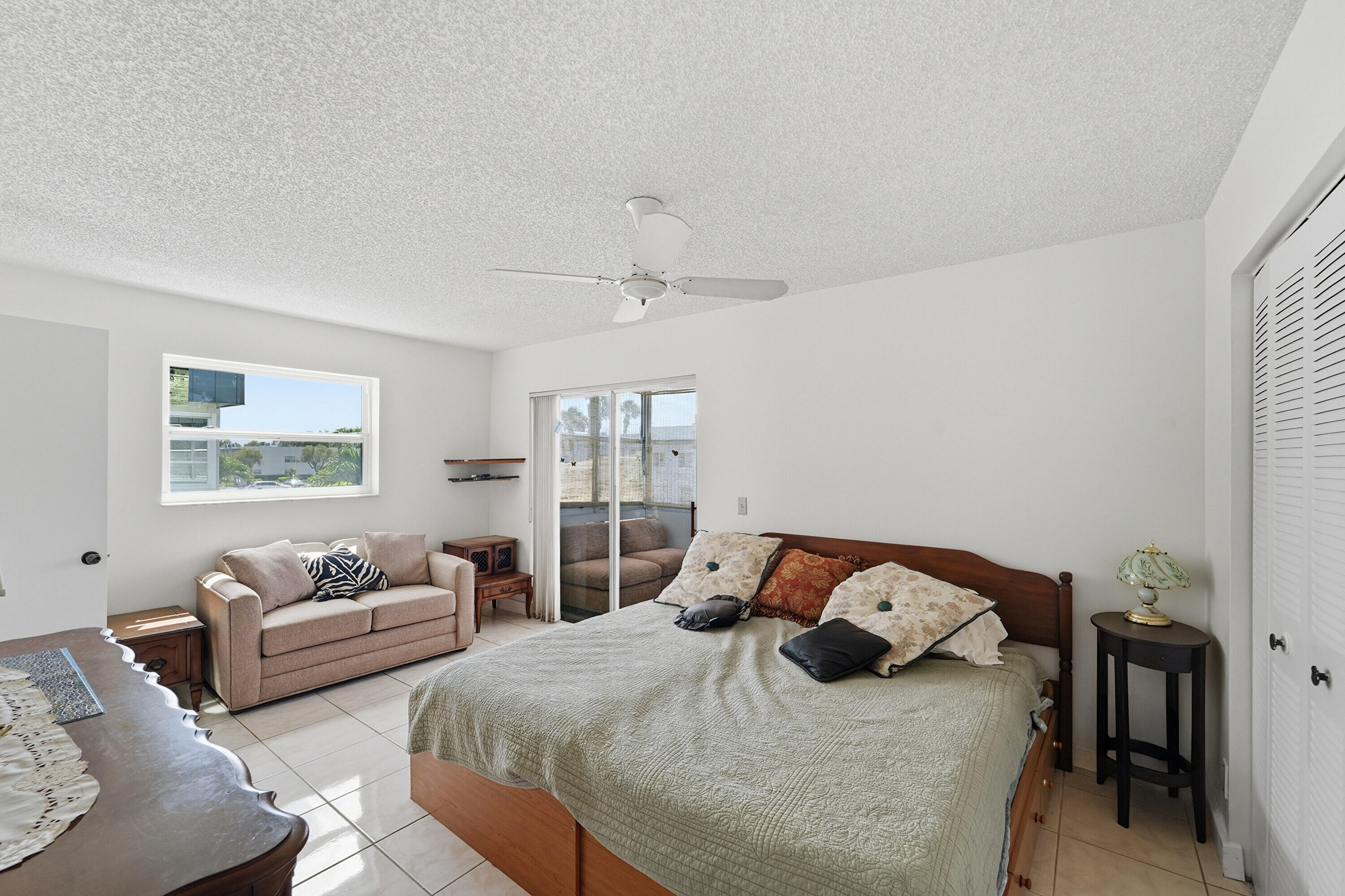 KINGS POINT NORMANDY CONDOS - Residential Lease