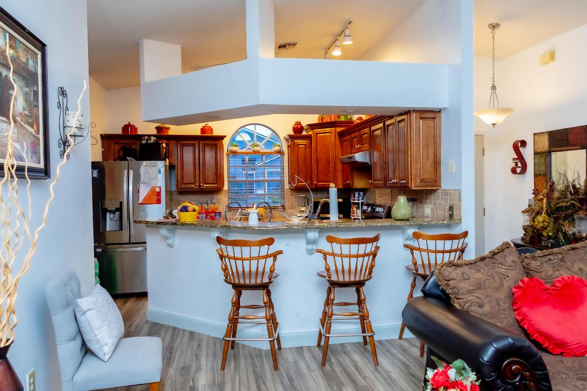 EMERALD COVE - Residential