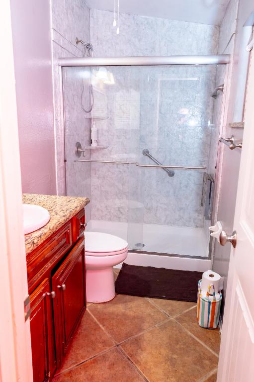 EMERALD COVE - Residential