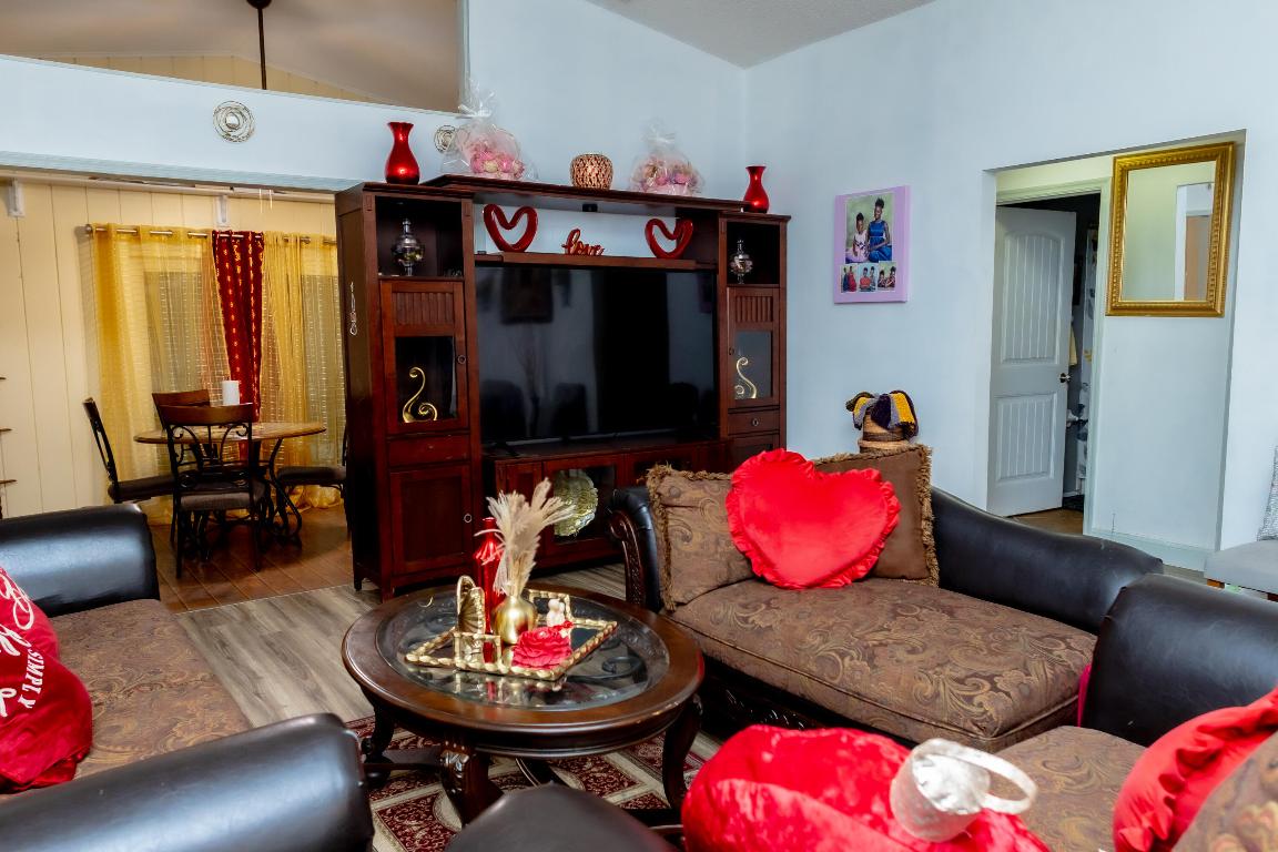 EMERALD COVE - Residential