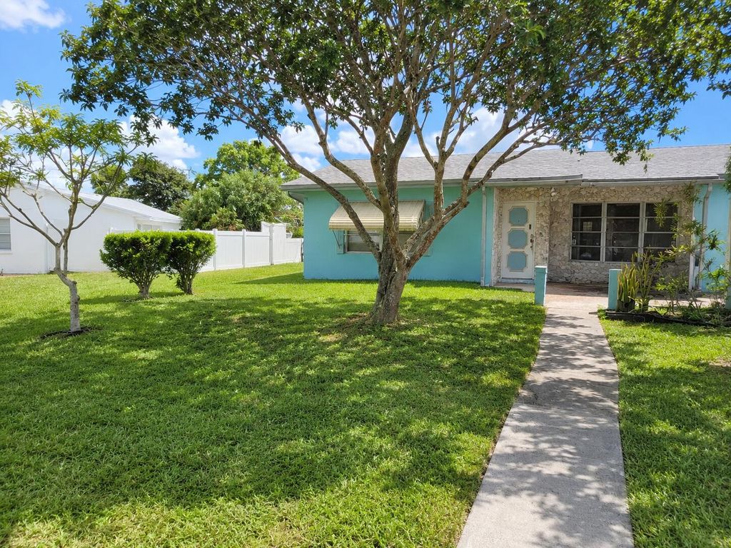 Photo of 5165 SW 10TH Court, Margate, FL 33068 (MLS # B26056359)