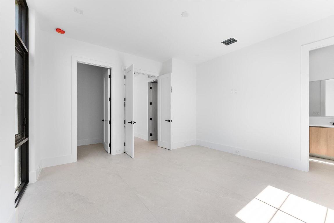 BOCA VILLAS - Residential