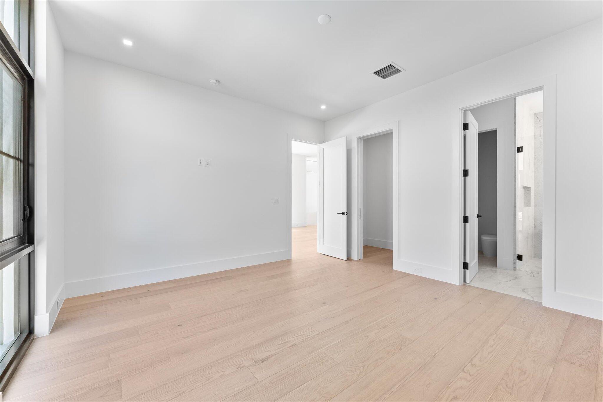 BOCA VILLAS - Residential