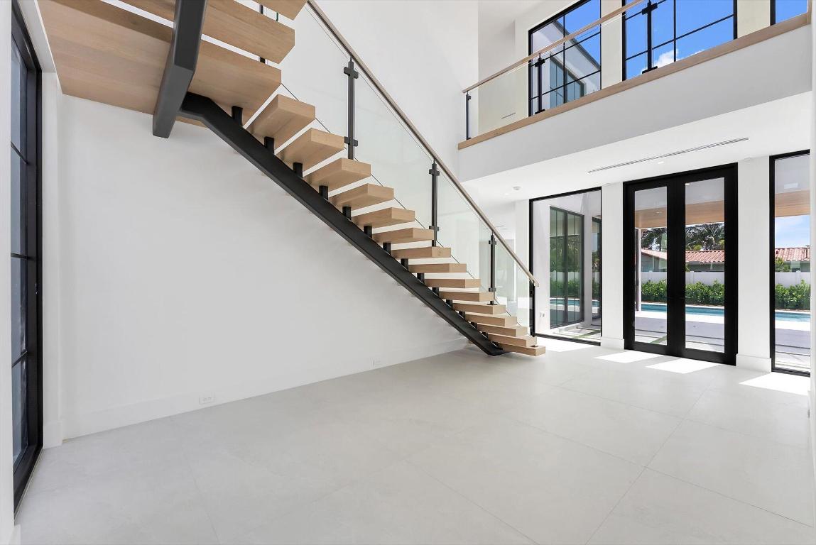 BOCA VILLAS - Residential