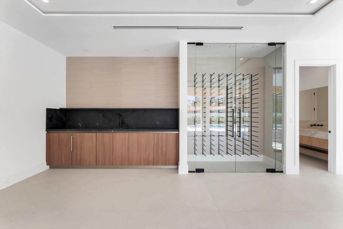 BOCA VILLAS - Residential